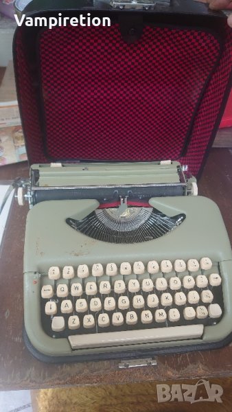 Стара пишеща машина , снимка 1
