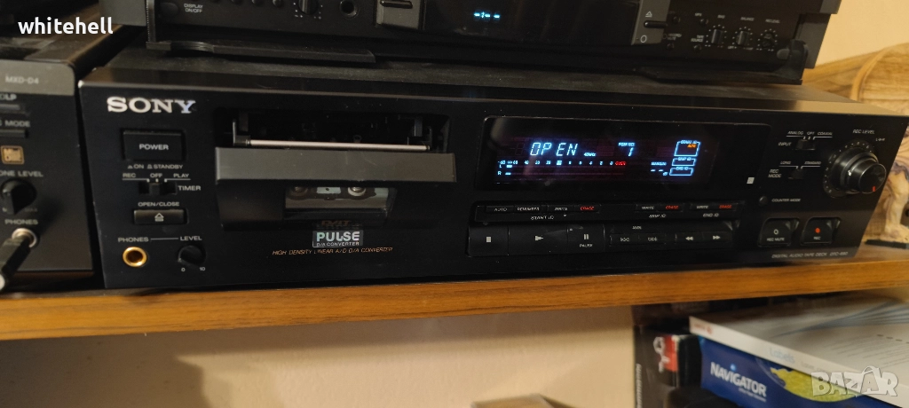 Sony DTC-690 DAT дек, снимка 1
