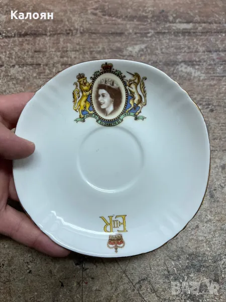 Чиния колекционерска с Кралица Елизабет II, снимка 1