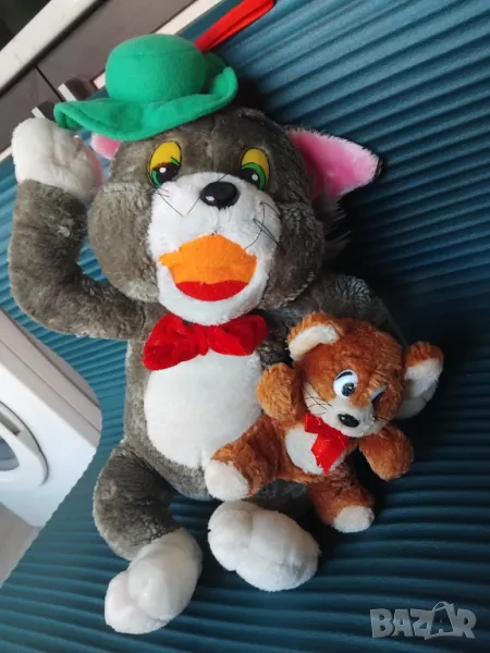 Tom & Jerry голяма играчка Том и Джери - котка и мишка, снимка 1