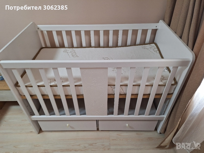 Продавам детска кошара, почти не е ползвана, с люлеещ се механизъм., снимка 1