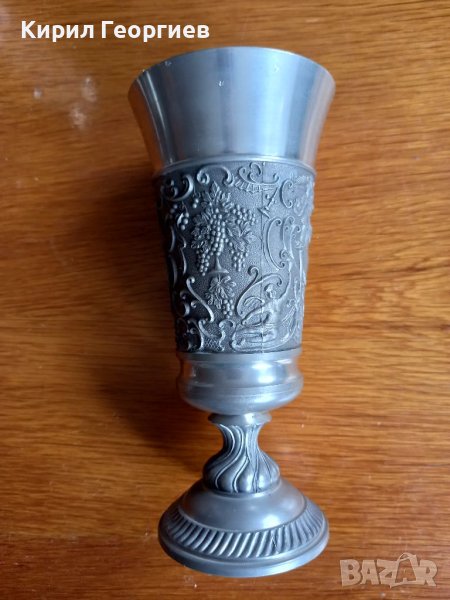 Голяма релефна цинкова чаша на столче. , снимка 1