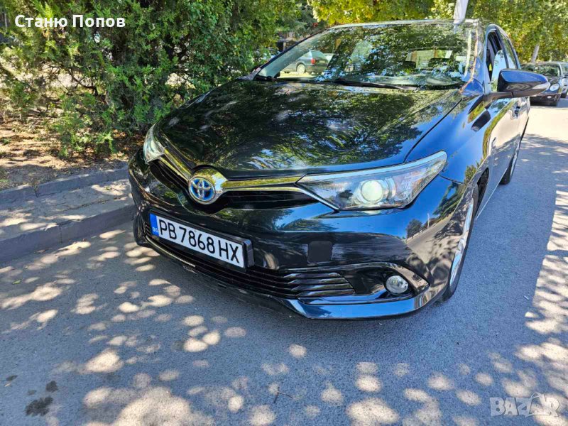 Toyota Auris 1.8 фейс / хибрид + газ, снимка 1