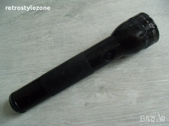 № 7913 стар фенер MAG-LITE  USA  - метален  - работещ   - захранване - 2 батерии