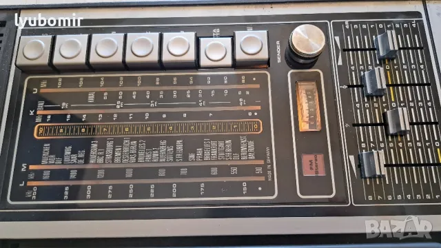 Грундиг комбо, снимка 13 - Ресийвъри, усилватели, смесителни пултове - 50128934