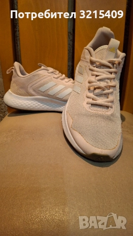 Adidas дамски маратонки 40 номер 