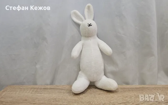 Плюшени бяло заек 