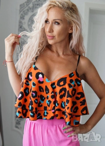 ефектен топ , снимка 2 - Корсети, бюстиета, топове - 51773421