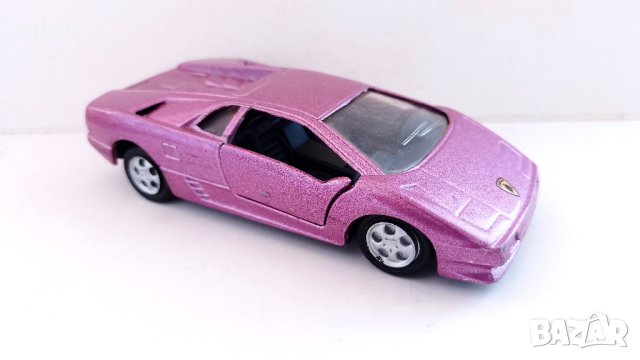 Lamborghini Diablo Maisto 1:40, снимка 5 - Колекции - 42018299