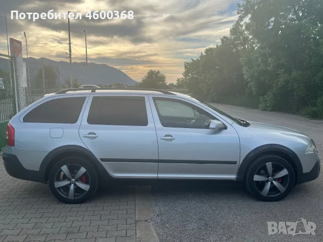 Skoda Octavia Scout 2.0TDI 140 BMM XENON, снимка 6 - Автомобили и джипове - 55747729
