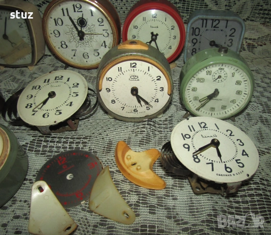 Механични будилници за части, сет , снимка 7 - Антикварни и старинни предмети - 53249144