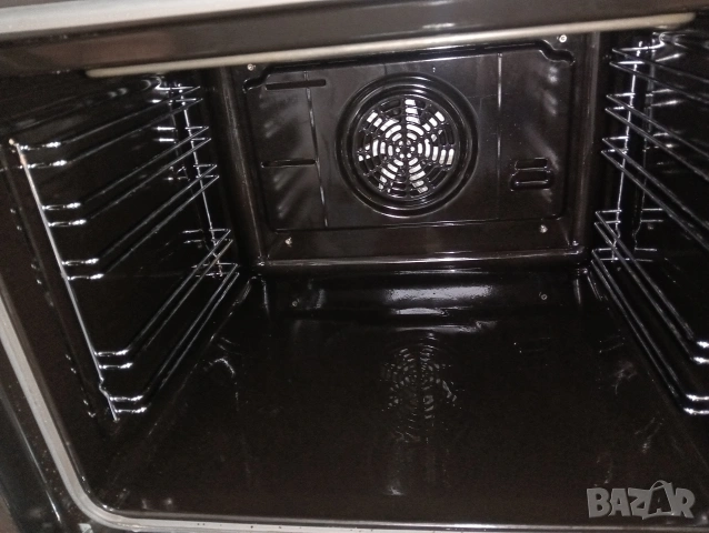 Свободно стояща печка с керамичен плот Бош Bosch с две години гаранция!, снимка 2 - Печки, фурни - 53472654