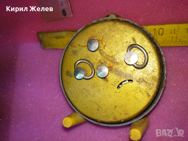 SLAVA MADE in USSR Стар КОЛЕКЦИОНЕРСКИ РУСКИ БУДИЛНИК МЕХАНИЧЕН НАСТОЛЕН ЧАСОВНИК СЛАВА СССР 43610, снимка 4 - Антикварни и старинни предмети - 44545534