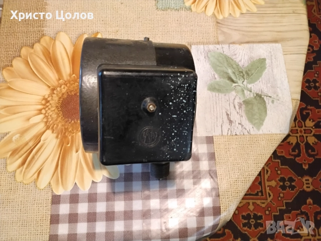 Контактен манометър до 6 атмосфери, снимка 2 - Други машини и части - 52195227