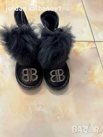 Подарявам - дамски черни велурени полуботи Fashion номер - 35 стелка - 22см. ток - 0,5см.