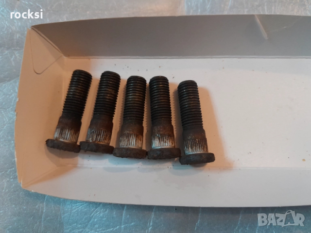 Шпилки за главините на колелата за Форд Фокус 1 и 2