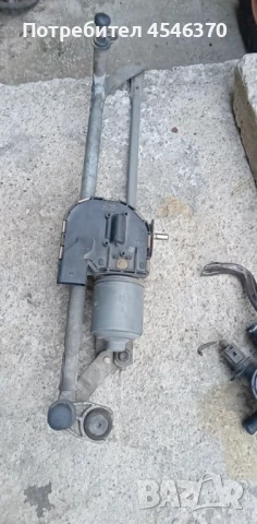 Лостов механизъм за чистачки за Волксваген Голф 5 1.9 дизел 105к.с 2006г, снимка 2 - Части - 51190634