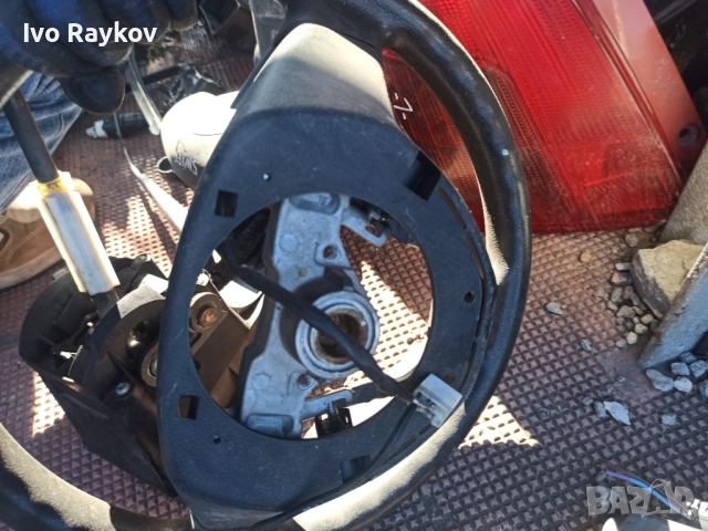 Волан , Suzuki Swift 1.3 , 2012г, снимка 4 - Части - 52179954