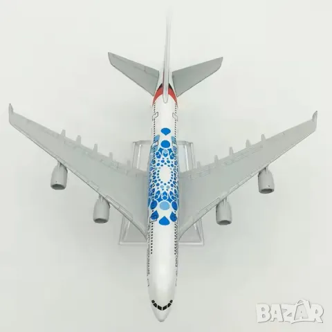 Еърбъс 380 самолет модел макет Airbus Emirates метален авиокомпания летище рекламен полет лайнер Exp, снимка 4 - Колекции - 49440207