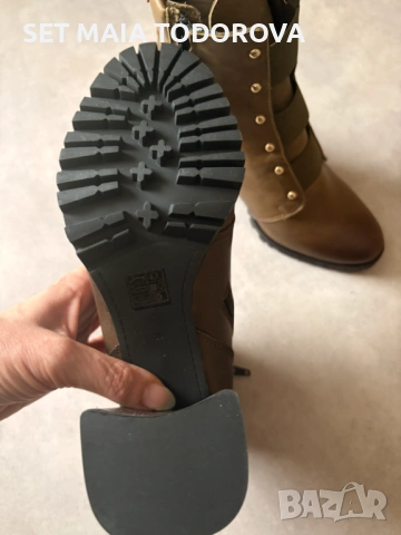 боти на Karen Millen , снимка 4 - Дамски боти - 53353124