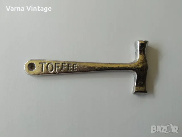 Винтажен чук за бонбони WALKERS TOFFEE HAMMER, снимка 2 - Колекции - 48050395