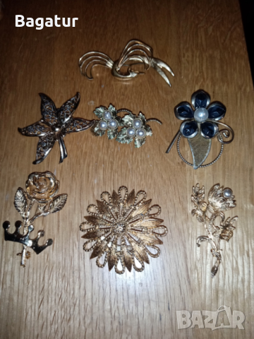 Лот 7бр,брошки,стари,жълти,винтидж,позлата,, снимка 3 - Антикварни и старинни предмети - 44623074
