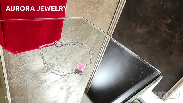 Van Cleef & Arpels VCA 1 Motif Silver Pink Opal Sweet Alhambra Дамска Гривна, снимка 5 - Гривни - 53454356