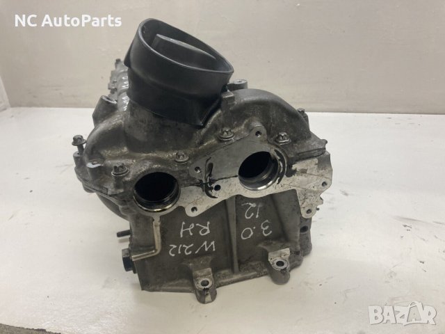 Цилиндрова глава дясна за Mercedes Мерцедес Е клас 3.0 дизел А6420103607 2012, снимка 7 - Части - 39137712