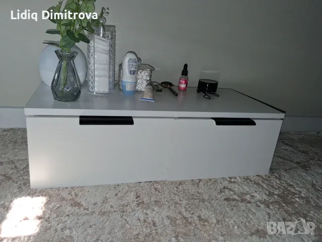 Шкаф конзола за стена , снимка 2 - Тоалетки - 55829659