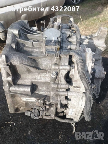 6-степенна полуавтоматична / автоматична кутия DC4 001 от Рено Сценик 2011г. ЗА ЧАСТИ!, снимка 6 - Части - 53683894