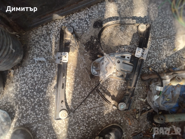 Стъкло Повдигач Преден Ляв За Мерцедес Ц Комби 2003г / Mercedes C Combi 2003y, снимка 2 - Части - 51648807