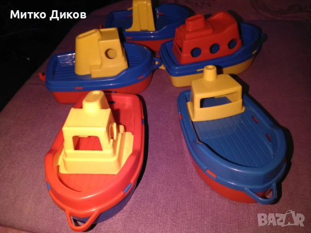  Комплект от 5 играчки лодки Androni маркови за баня вода, снимка 4 - Водни спортове - 53328079