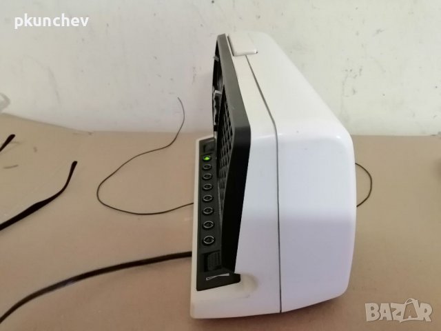 Радио-часовник GRUNDIG SONO-CLOCK 650, снимка 2 - Радиокасетофони, транзистори - 39702546