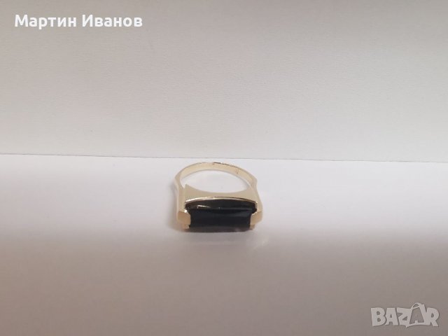 Златен пръстен с оникс , снимка 4 - Пръстени - 27796320