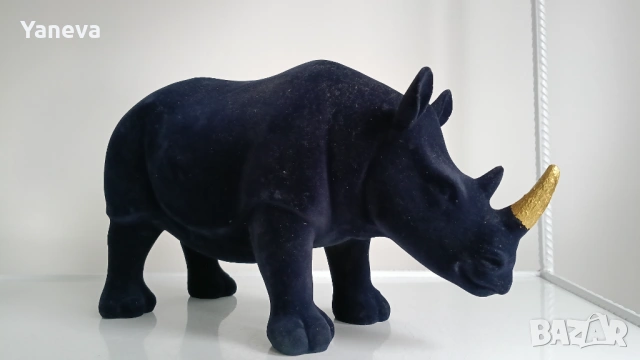 Носорог, символ на сила, издръжливост, успех, ред и дисциплина. , снимка 2 - Статуетки - 53125481