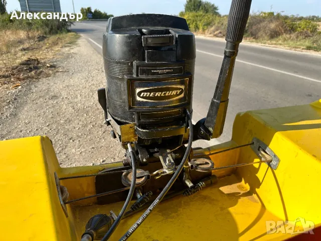 Продавам две лодки с двигатели и едно ремарке, снимка 4 - Воден транспорт - 48268115