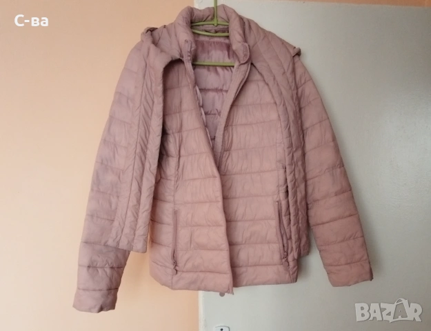 Дамско яке с качулка 