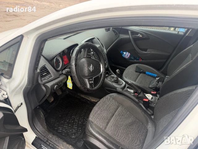 Опел Астра j 1.6 cdti 136 k.c, снимка 7 - Автомобили и джипове - 53385970