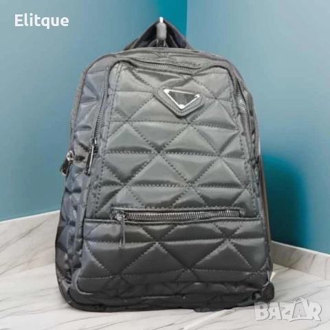 Стилна дамска раница с 3 прегради с цип