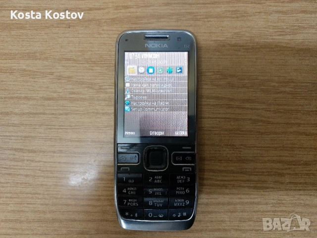 NOKIA E52. .......
