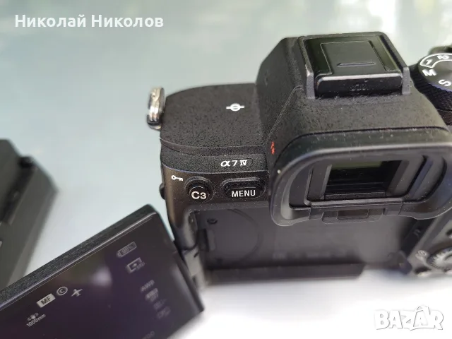 Sony a7IV фотоапарат, с батерии и зарядни, снимка 3 - Фотоапарати - 55778288