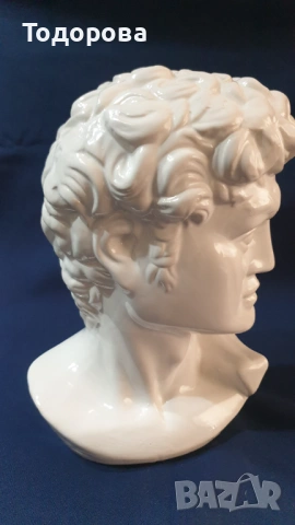 Порцеланов интериорен  бюст на Давид, снимка 2 - Антикварни и старинни предмети - 53663363