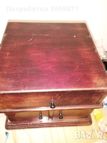 Стар грамофон на пружина Лиманиа., снимка 4 - Антикварни и старинни предмети - 52188021