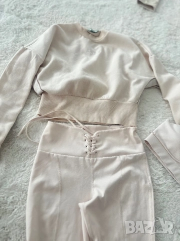 Guess -  спортен екип, горница, спортен сутиен и клин., снимка 3 - Спортни екипи - 53137992