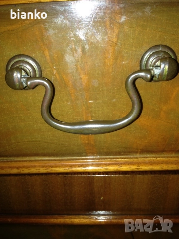 Уникален бюфет от масив, снимка 2 - Бюфети - 52084530