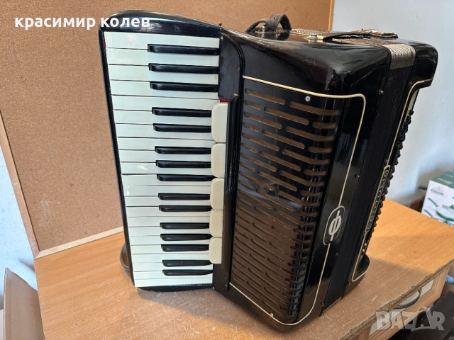 немски акордеон "CANTULIA"/96 басов/, снимка 6 - Акордеони - 53794584