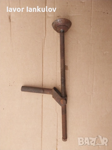 Крик за гуми на Трабант 600,601, снимка 2 - Аксесоари и консумативи - 53849634