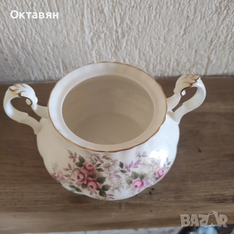 Порцеланова захарница,солница, Royl Albert Lavender Rose, снимка 5 - Сервизи - 52821148