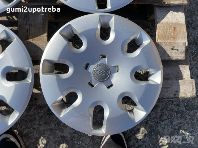 15 цола Тасове за Audi A1 A2 Ауди А1 Оригинални 8X0601147, снимка 2 - Аксесоари и консумативи - 51186509