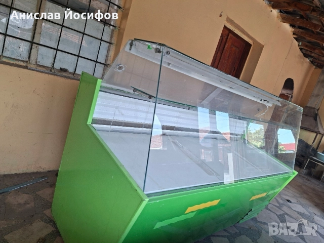 Витрина , снимка 2 - Витрини - 51615175